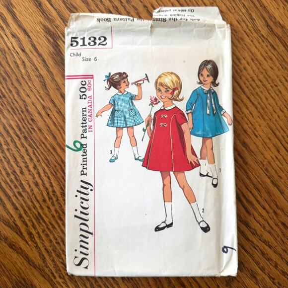 Vintage 1960s Simplicity 5132 Sewing Pattern Size 2 Toddler Girls Shift Dress - Picture 1 of 2